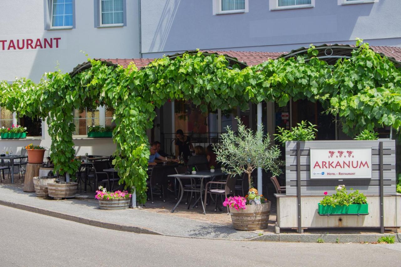 Hotel Arkanum Salgesch Eksteriør billede